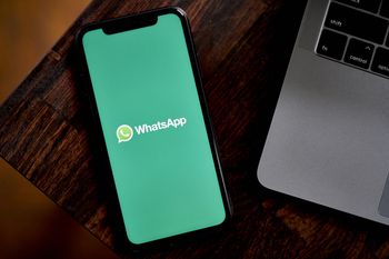 WhatsApp szykuje wygodniejsze wyszukiwanie wiadomości na iPhonie