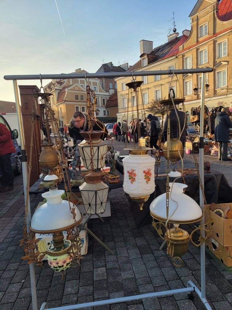 zabytkowe żyrandole