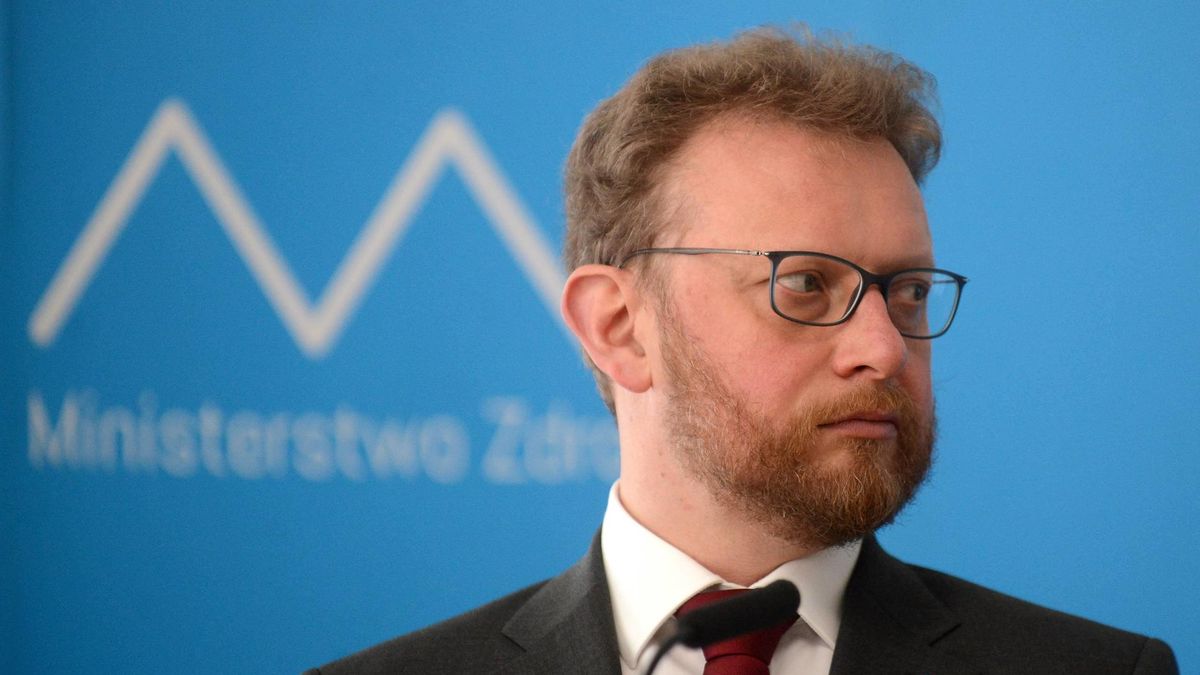 - Musimy zwiększyć dopływ kadr do systemu, ale musimy też zmniejszyć odpływ - stwierdził minister.