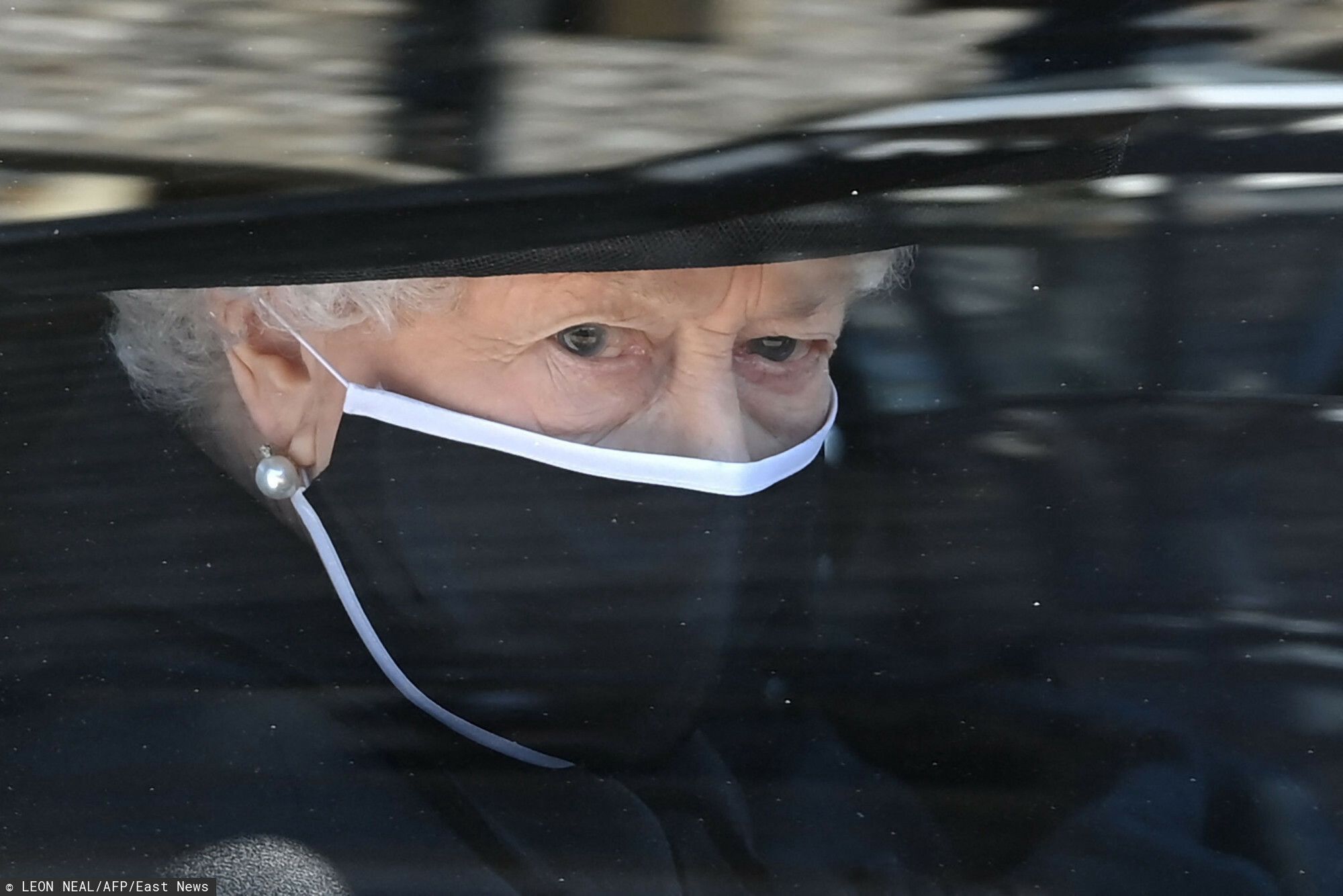 królowa Elżbieta II na pogrzebie męża, księcia Filipa