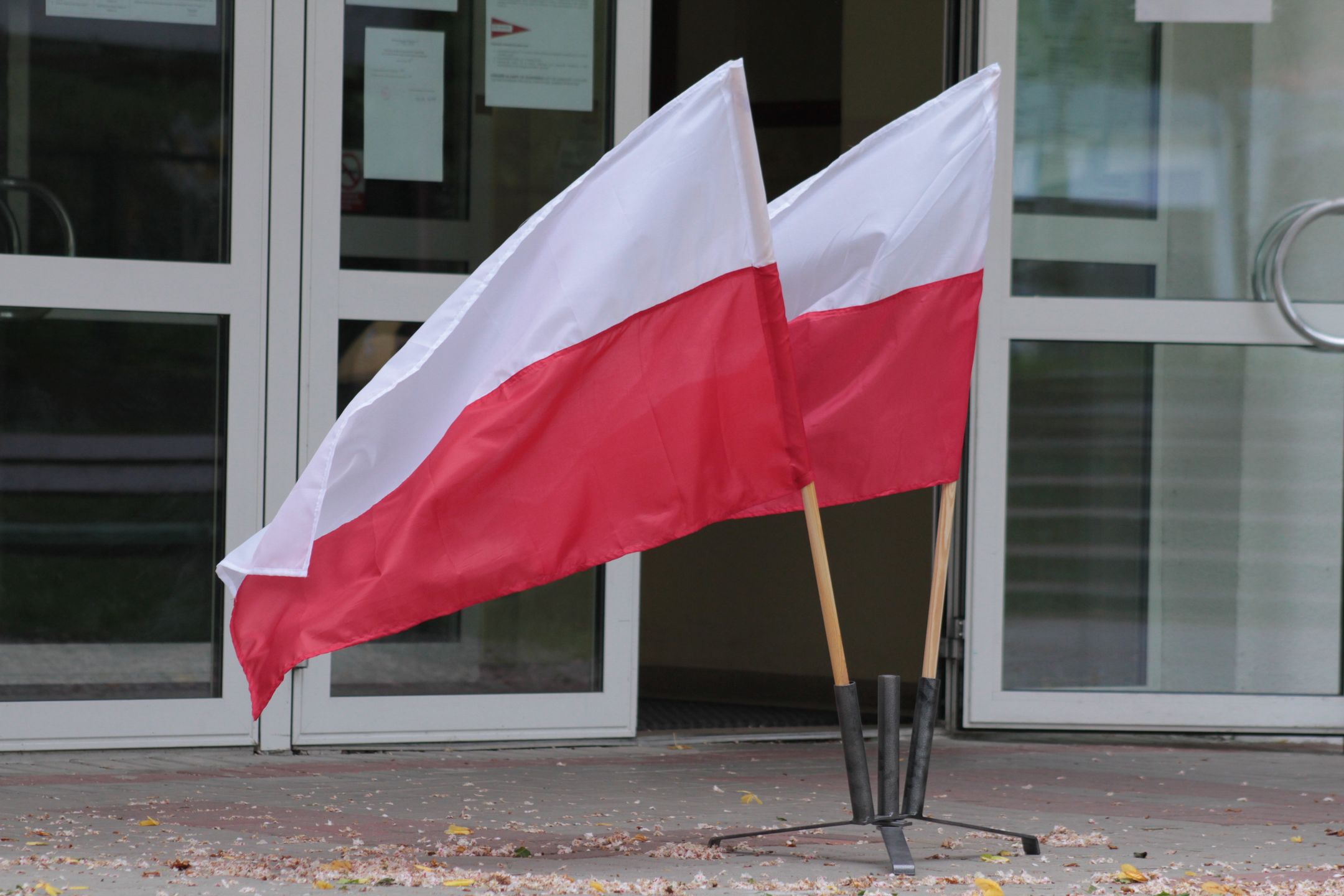 W jakich godzinach będą otwarte lokale wyborcze?