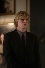 Evan Peters znów w "American Horror Story"