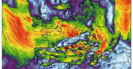 Nadchodzą śnieżyce. Spadnie nawet 15 cm białego puchu