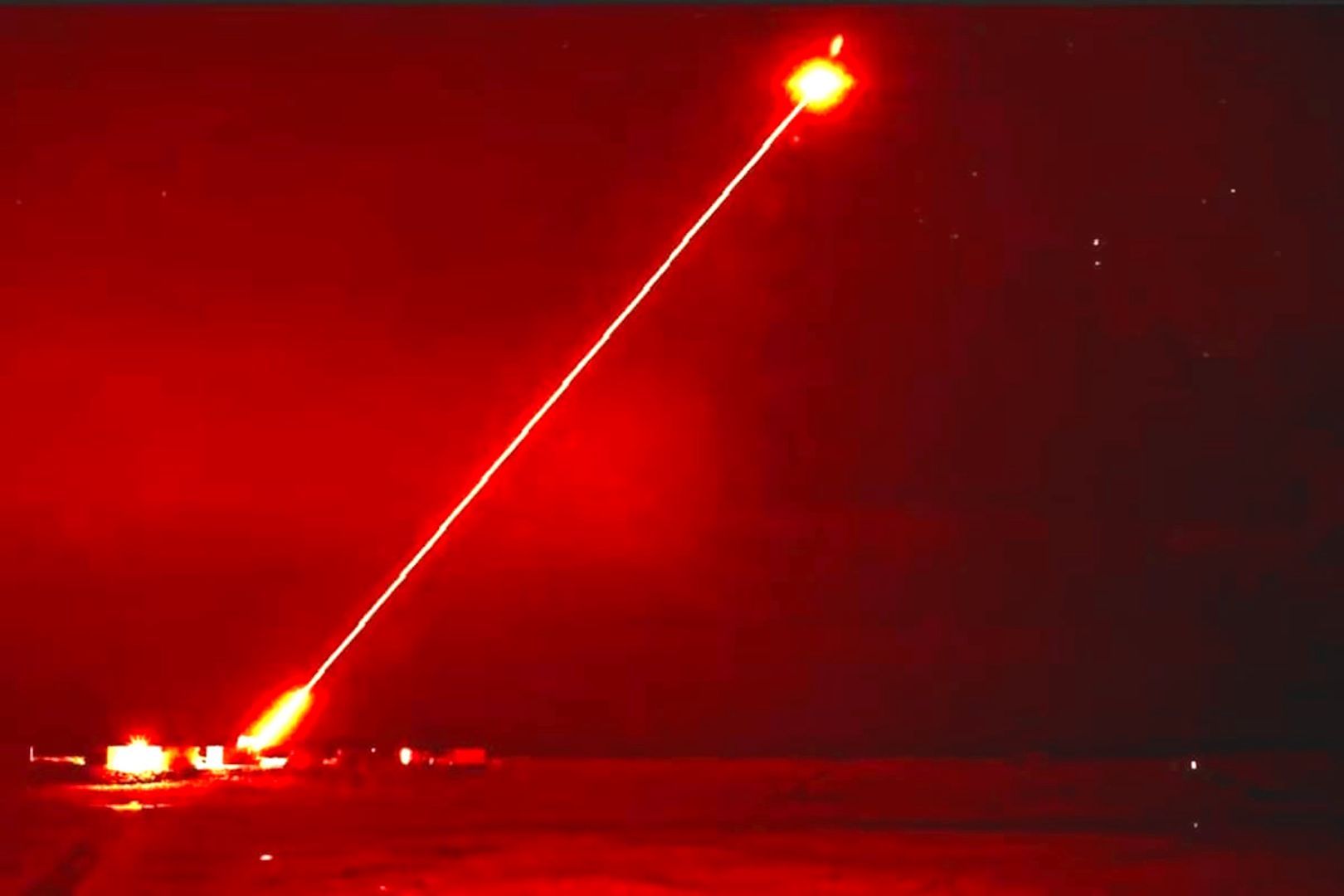 Test lasera bojowego Dragon Fire - zdjęcie ilustracyjne