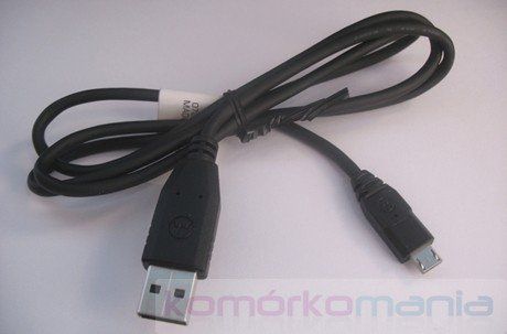 Cellna recenzja: MOTOROLA RAZR2 V8 8