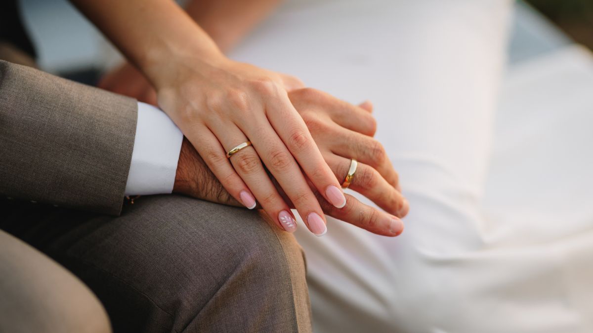 Coraz mniej ślubów, coraz więcej związków nieformalnych