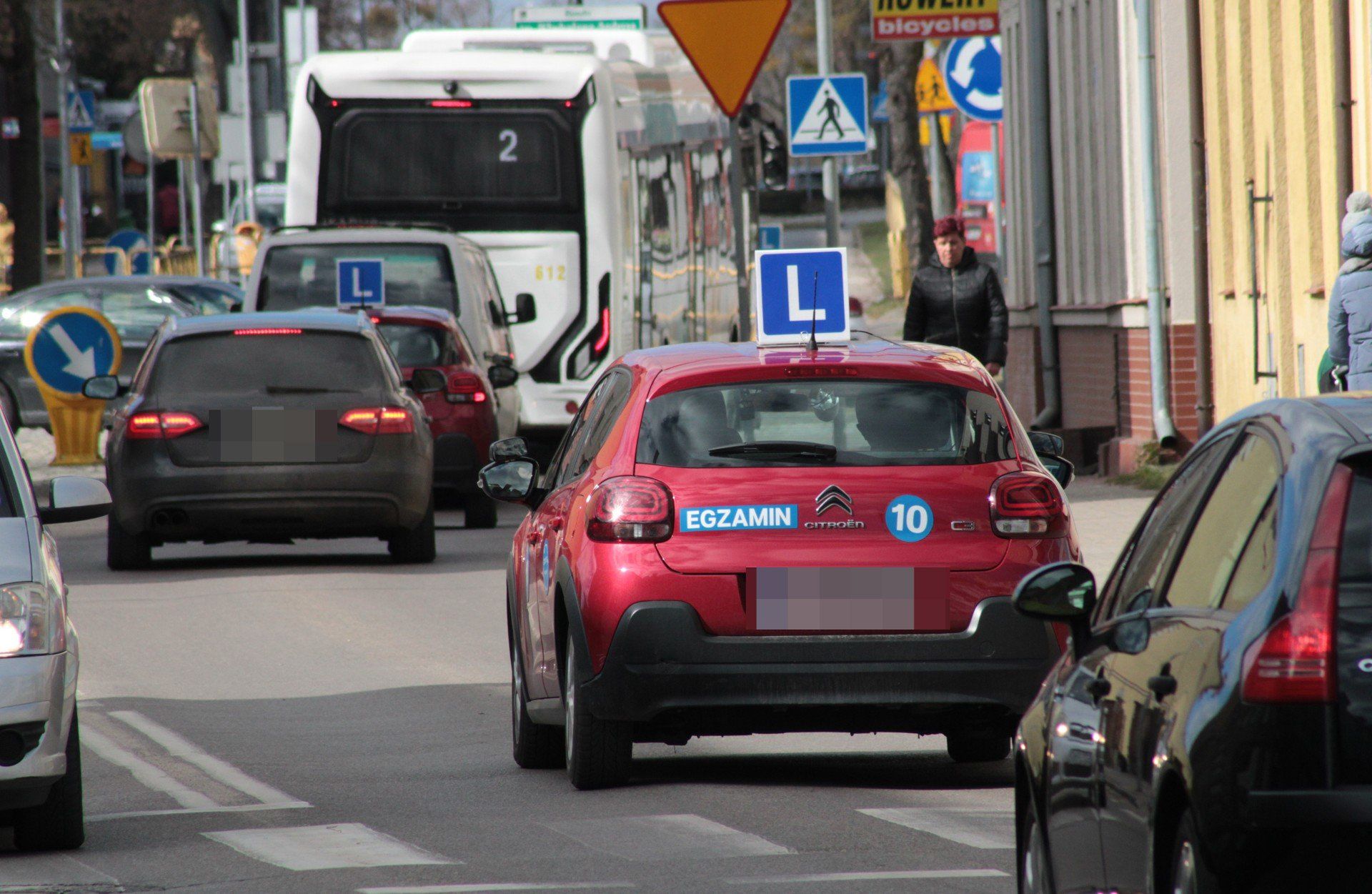 Egzamin na prawo jazdy w wieku 17 lat