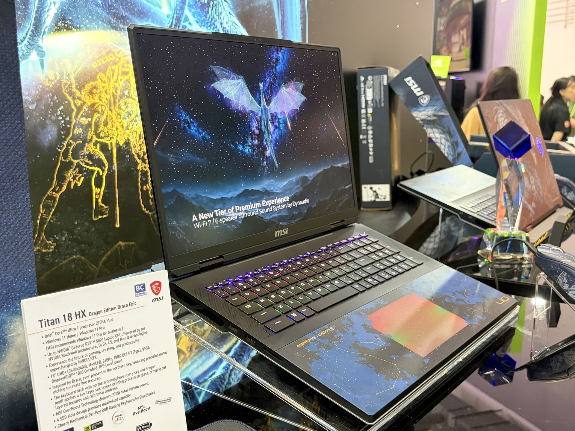 MSI Titan 18 HX Dragon Edition Draco Epic