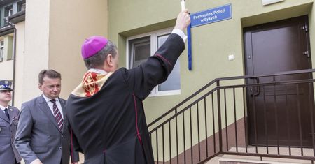 Odgrzewana obietnica. Prawo i Sprawiedliwość będzie kusić wyborców przez najbliższe lata policją koło domu