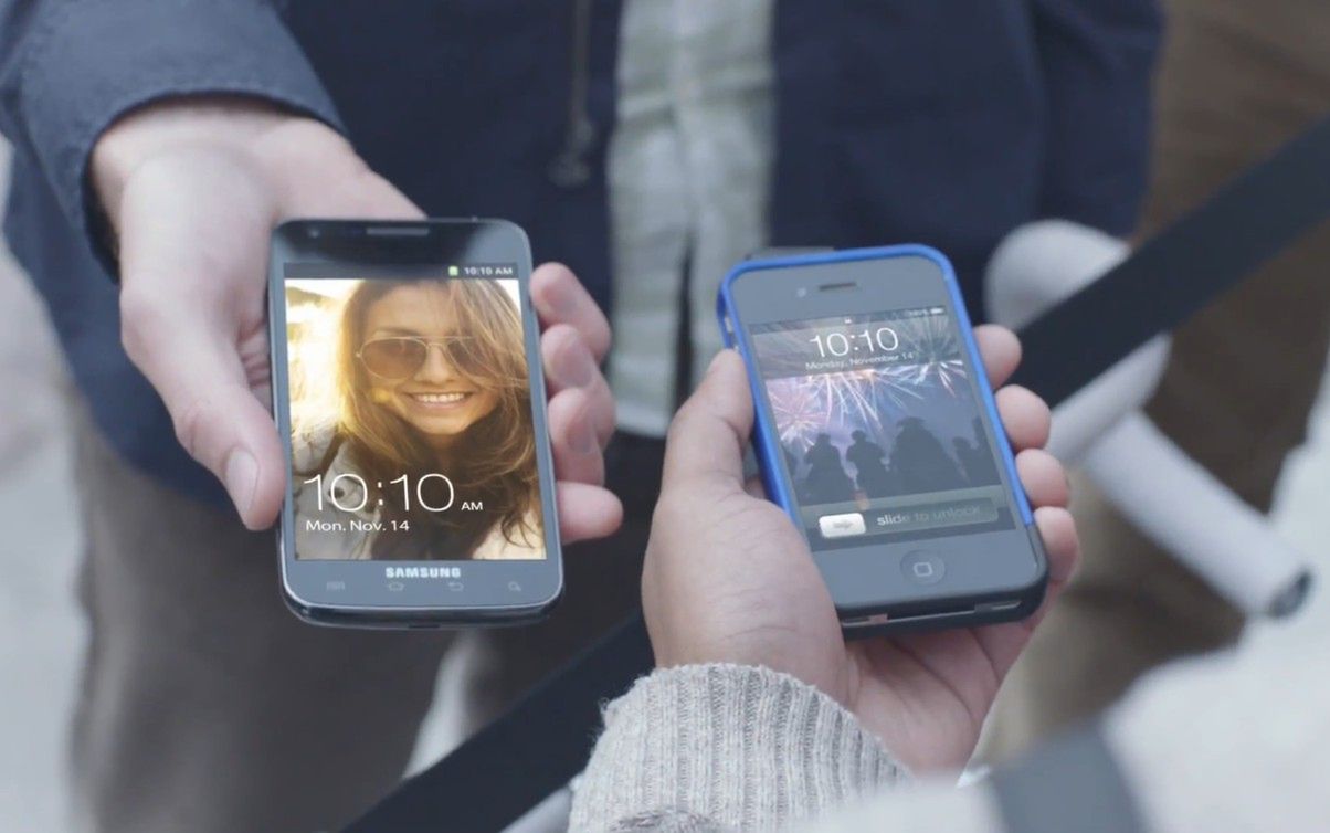 Samsung szydzi z iPhone'a 4S. Zobacz nową (anty)reklamę [wideo]