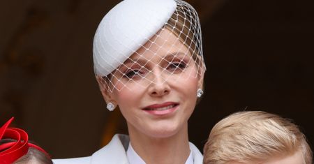 WAŻNE! Najsmutniejsza księżna świata w końcu się uśmiecha (FOTO)
