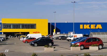 IKEA ostrzega przed oszustami. Niektórzy nakłaniają do wysyłania SMS-ów Premium