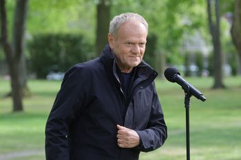 Zachwycony Tusk. "Rekordowy wzrost produkcji"