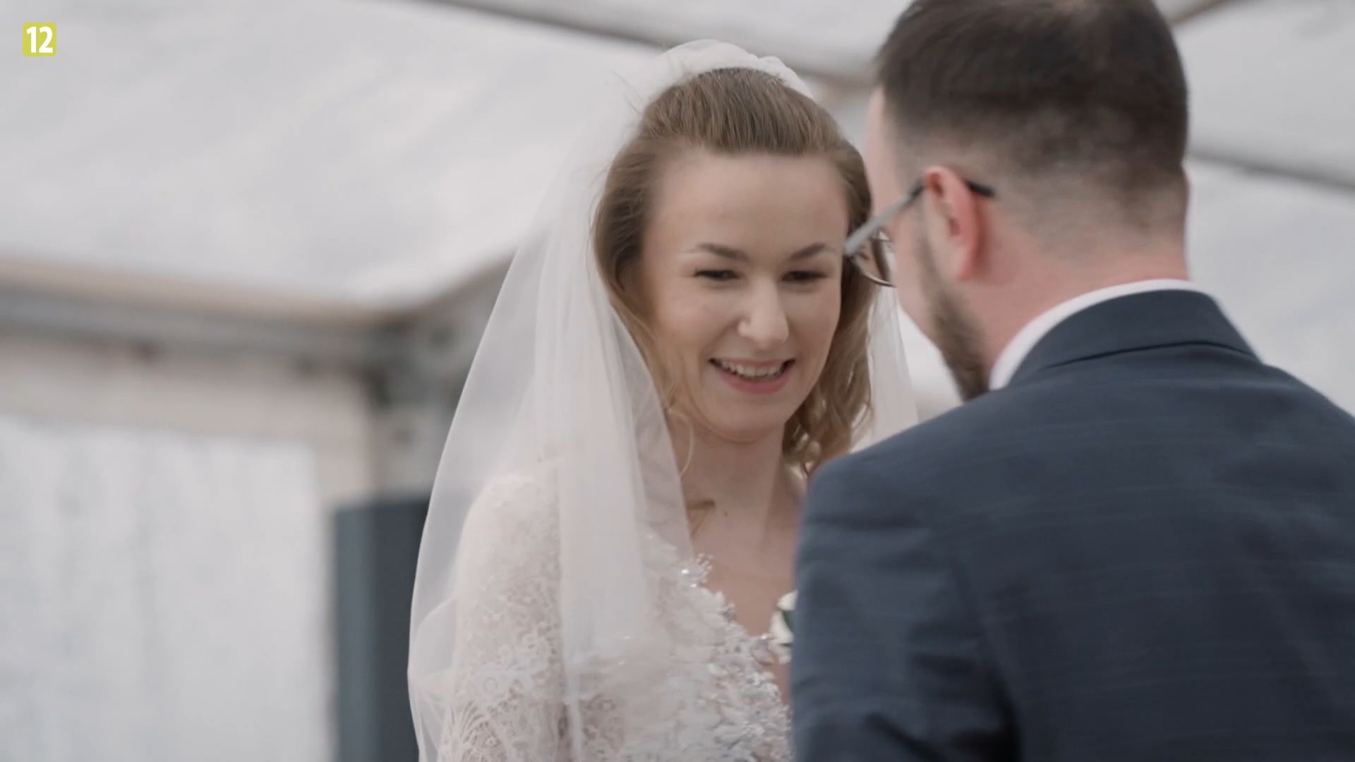 Kornelia była zachwycona nowo poznanym mężem