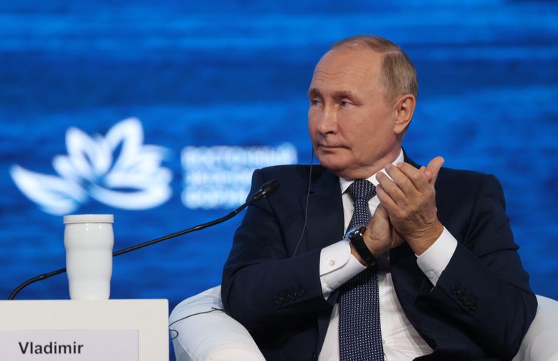 Russian President Vladimir Putin attends a plenary session of the 2022 Eastern Economic Forum (EEF) in Vladivostok, Russia, 07 September 2022. EPA/SERGEI BOBELYV/SPUTNIK/KREMLIN POOL MANDATORY CREDIT Dostawca: PAP/EPA.