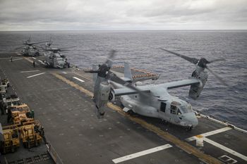 Piechota morska w drodze na Bliski Wchód. Marines na pokładzie USS Tripoli