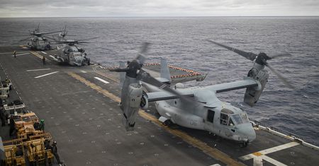 Piechota morska w drodze na Bliski Wchód. Marines na pokładzie USS Tripoli