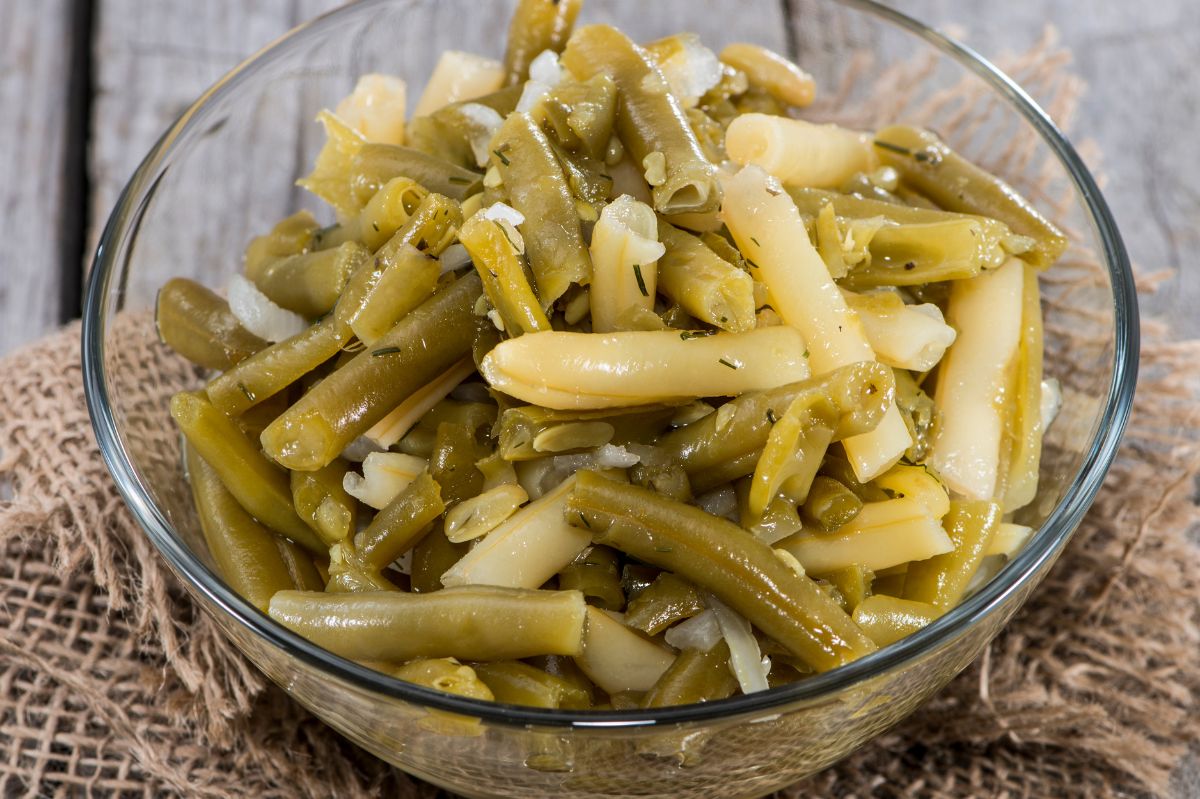 A refreshing twist: Green bean salad with a tangy mayo-mustard zing