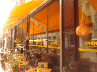 Sfinks w poważnych tarapatach. Zamknięcie gastronomii pogrąża sieć