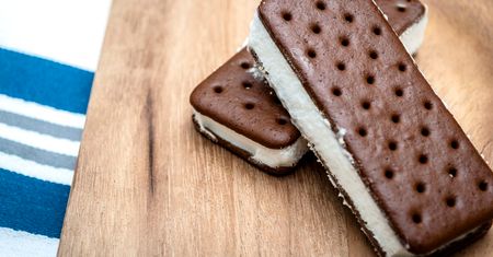 Lody ciasteczkowe w kostce