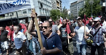 Kryzys w Grecji. Parlament przystał na warunki Unii