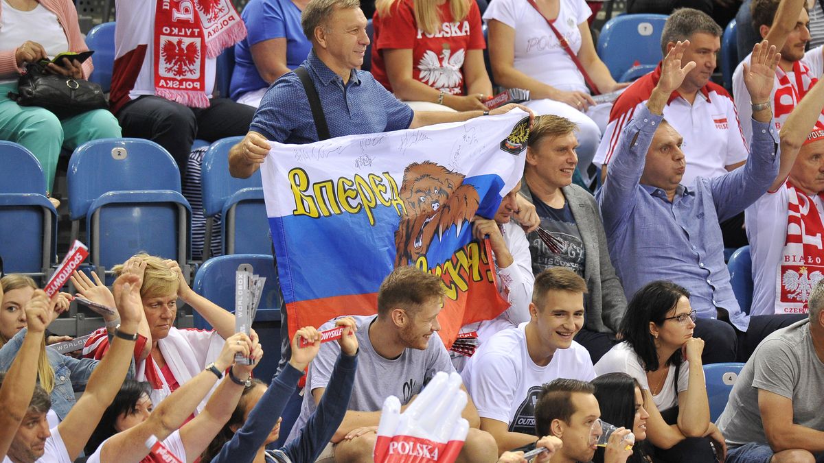 Zdjęcie okładkowe artykułu: WP SportoweFakty / Krzysztof Porębski / Kibice reprezentacji Rosji.