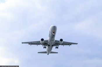 Incydent z samolotem. LOT: błędnie ustawiono transponder