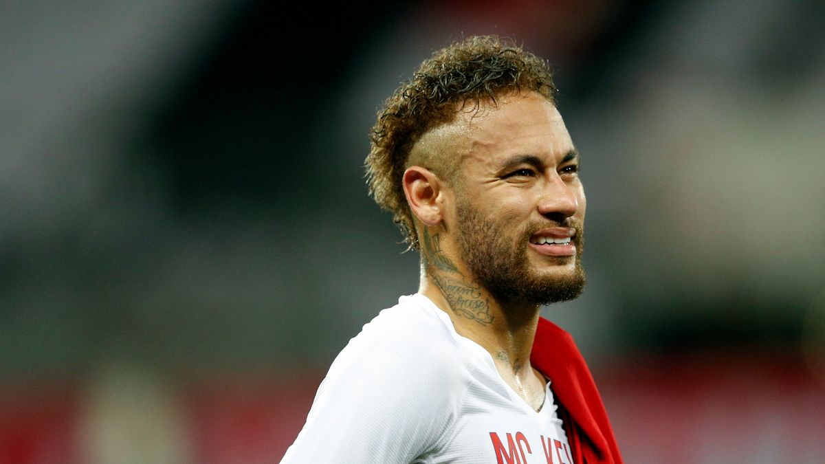 Zdjęcie okładkowe artykułu: PAP/EPA / YOAN VALAT / Na zdjęciu: Neymar