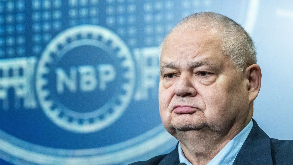 Prof. Adam Glapiński ubiega się o drugą kadencję. Jego działania w fotelu prezesa NBP krytykują byli członkowie Rady Polityki Pieniężnej. 