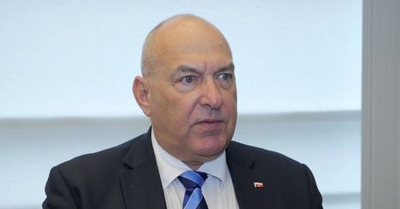 Płatności bezgotówkowe. Resort finansów myśli nad przywilejem podatkowym