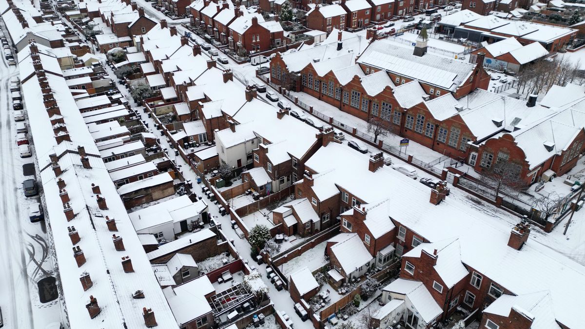 Cold Snap Brings Snow And Freezing Temperatures To Parts Of UK
NORTHWICH, UNITED KINGDOM- DECEMBER 10: Homes are covered in snow after the first significant snow fall in Cheshire this Winter on December 10, 2022 in Northwich, United Kingdom. The UK Health Security Agency (UKHSA) issued a cold-weather alert that will run until Monday morning, as many across the UK struggle with home-heating costs. (Photo by Christopher Furlong/Getty Images)
Christopher Furlong
flakes, cold, snap, bestof, topix