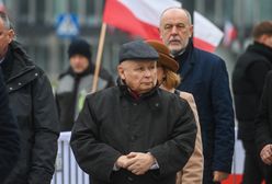 Kaczyński przemówił, zaczęli krzyczeć. Incydent przy miesięcznicy