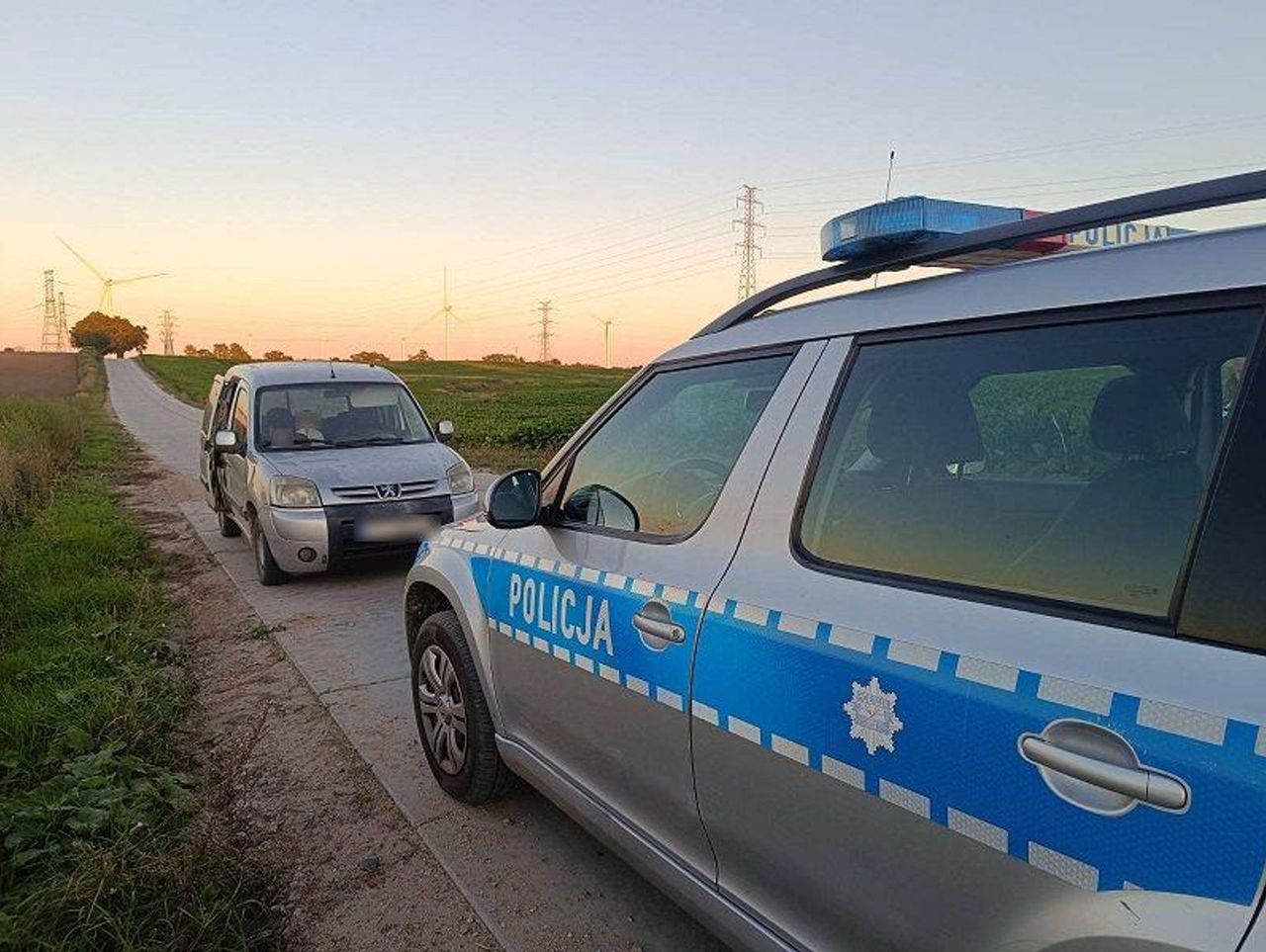 Pelplin: Pijana 31-latka wiozła autem rodzinę. Wydmuchała 1,4 promila i zapomniała o foteliku dla dziecka