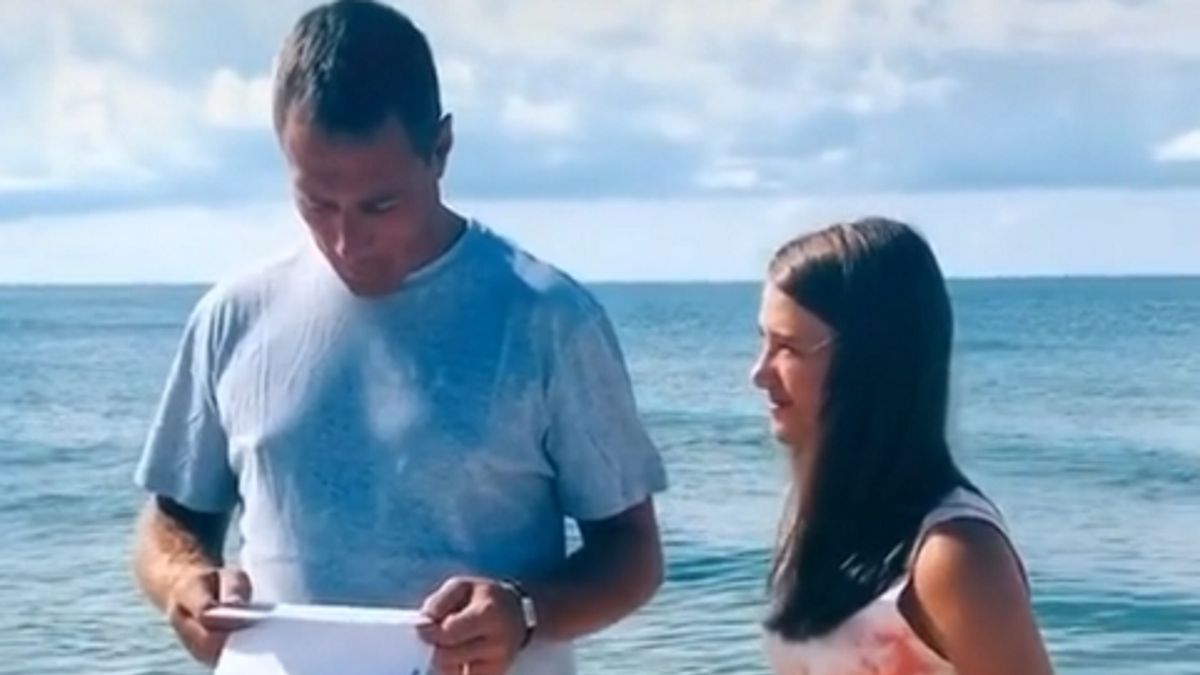 Mężczyzna i jego przybrana córka