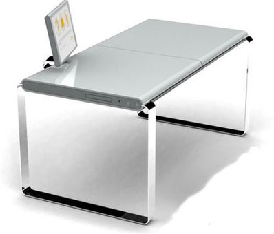 XYZ Computer Desk - kolejny komputer w biurku