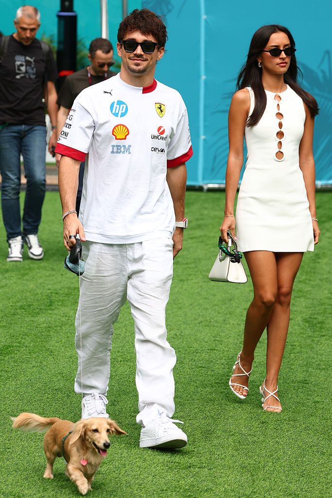 Charles Leclerc i Alexandra Saint Mleux