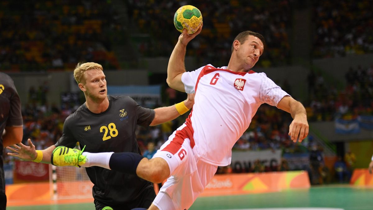 PAP/EPA / MARIJAN MURAT / Na zdjęciu: Philip Stenmalm (z lewej)