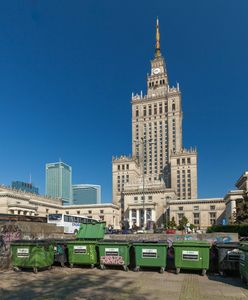 Awantura o warszawskie śmieci. PiS uderza w ratusz, urzędnicy odpierają zarzuty