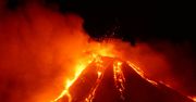 Włochy. Spektakularny wybuch Etny. Ogromne ilości lawy
