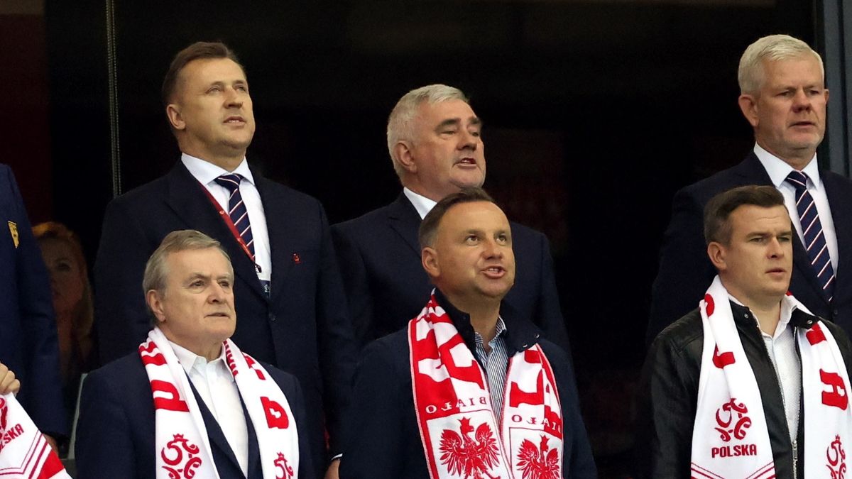 Zdjęcie okładkowe artykułu: PAP / Leszek Szymański / Na zdjęciu: Cezary Kulesza (pierwszy z lewej u góry)