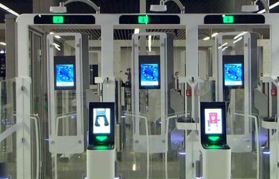 Bramki do automatycznej odprawy w Kraków Airport będą weryfikować odciski palców