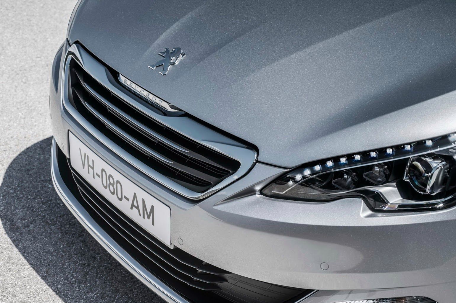 Nowy Peugeot 308 w obszernej galerii zdjęć 102
