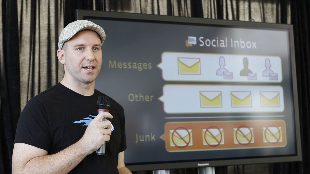 Andrew Bosworth zarzeka się teraz, że nie zgadza się ze swoimi słowami zapisanymi w 2016 r.