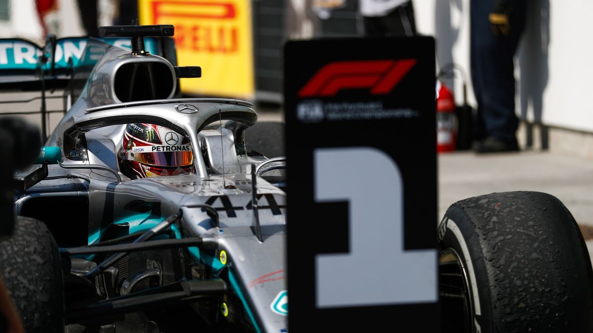 Zdjęcie okładkowe artykułu: Materiały prasowe / Mercedes / Na zdjęciu: Lewis Hamilton po wygranej w Kanadzie