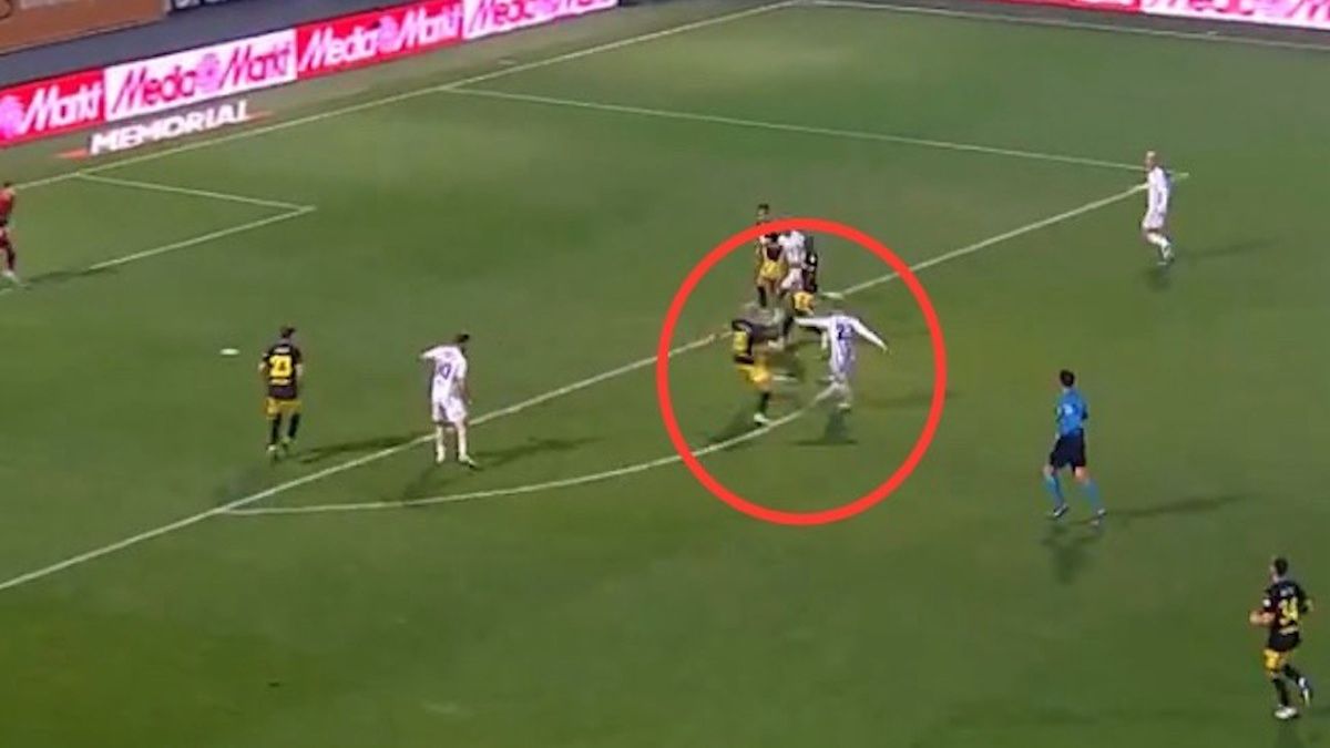 Twitter / beIN SPORTS / Ernest Muci z pierwszym golem w barwach Besiktasu Stambuł