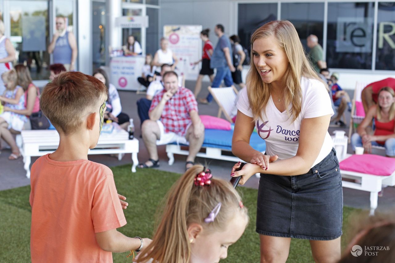 Agnieszka Kaczorowska - Gwiazdy w Pasażu Tesco w Szczawnie-Zdroju