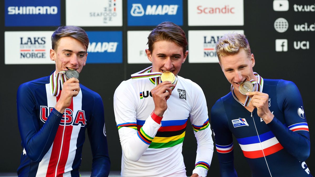 PAP/EPA / MARIT HOMMEDAL / Na zdjęciu od lewej: Brandon McNulty, Mikkel Bjerg oraz Corentin Ermenault