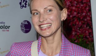 Joanna Moro pluska się topless w jeziorze. "Moim skromnym zdaniem przegięła pani"