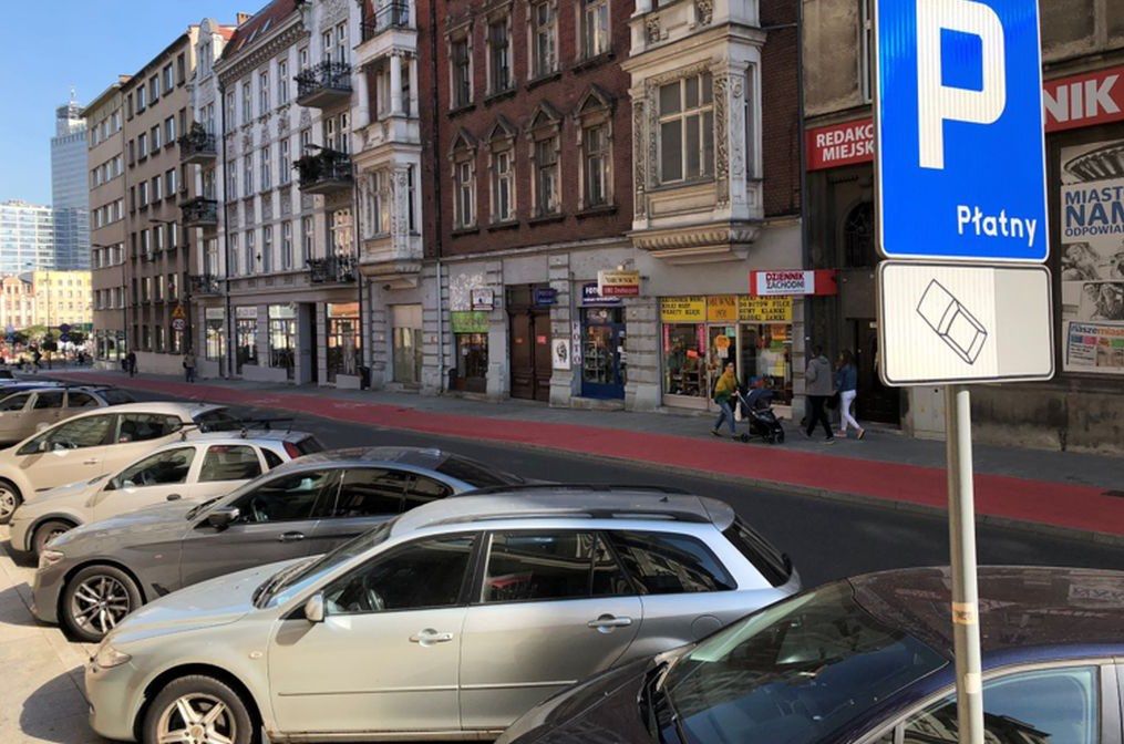 Śląskie. Samorząd Katowic zamierza podnieść stawki za parkowanie w śródmieściu.