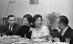 Pamiętasz imieniny w PRL-u? 12/12 osiągają nieliczni